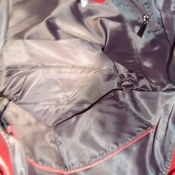 LN Damero Red Leather 2 Way Carry Drawstring Bucket Bag 2 Tassels As Is - Picture 9 of 12